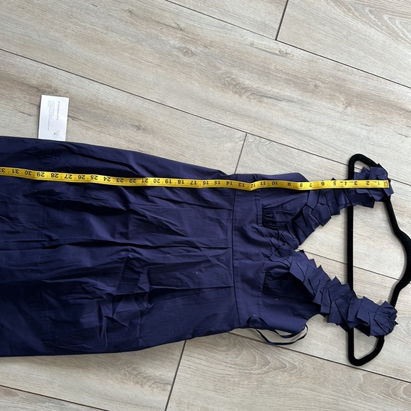 Dress - Picture 6 of 6